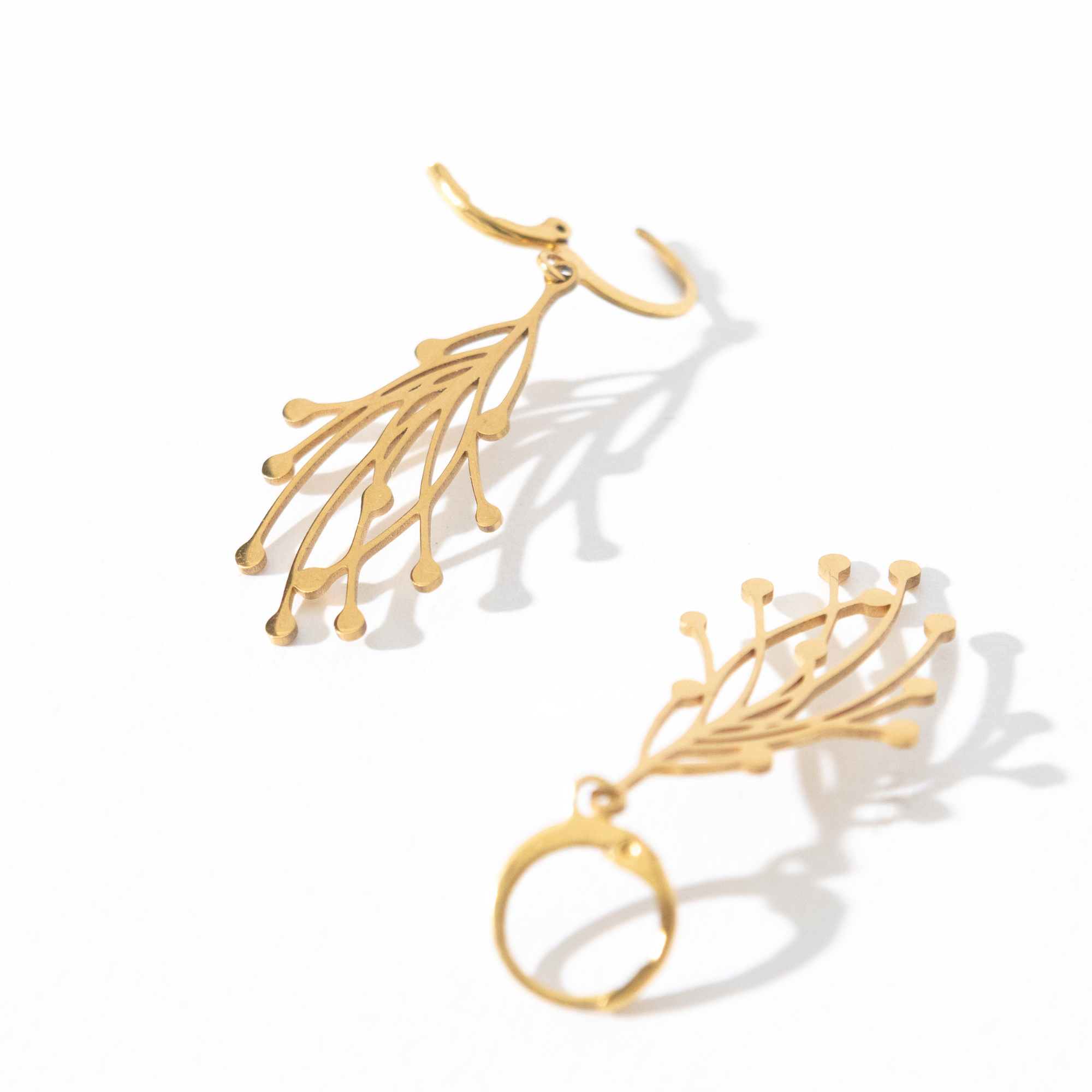 Waterproof "Imperméable” Branch  Leverback Earrings - Gold