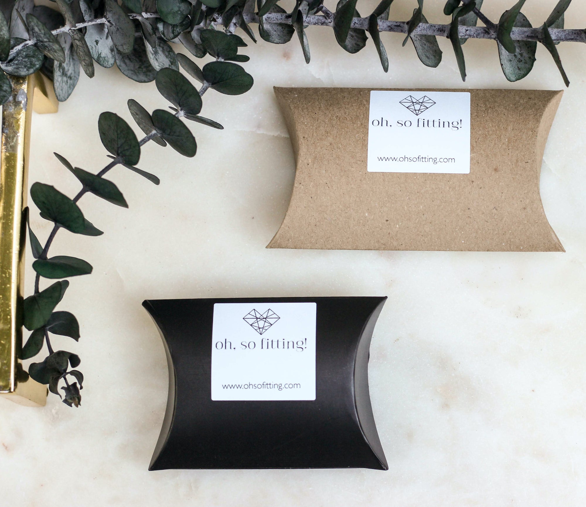 Waterproof "Imperméable” Tiny Hammered Disc Drop Earrings