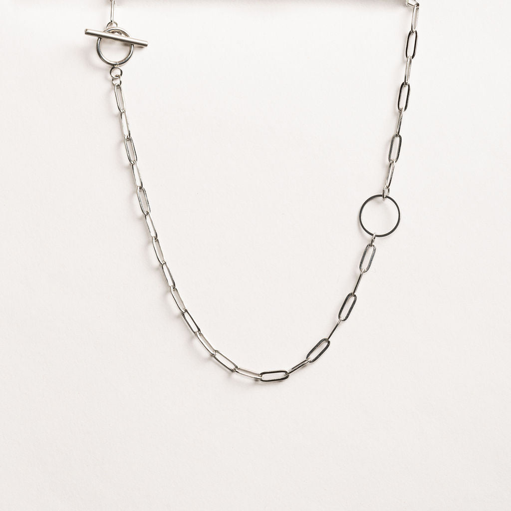 Waterproof "Imperméable" Aura Circle Paperclip Silver Necklace