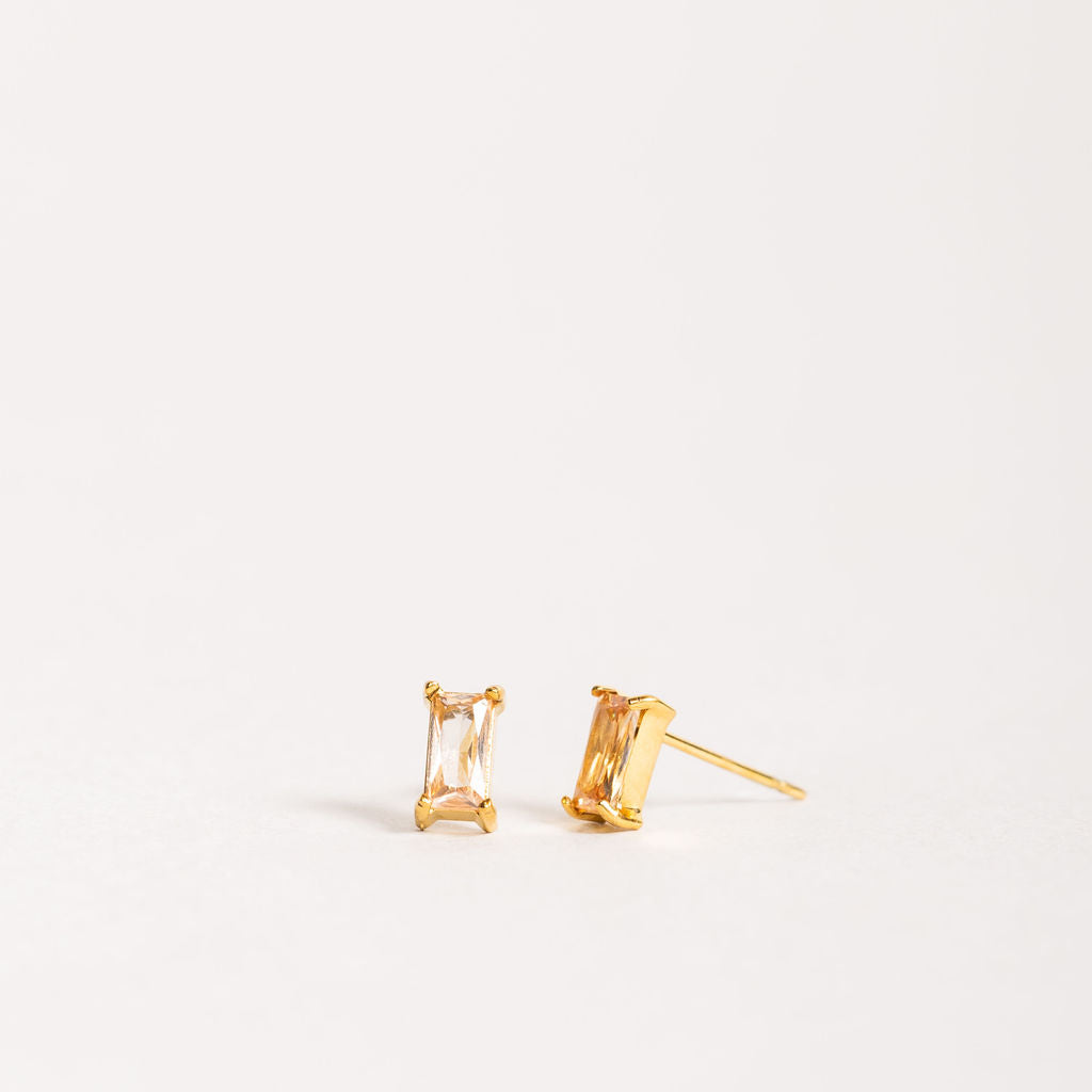 Waterproof "Imperméable” Bijou Birthstone Tiny Crystal Stud Earrings