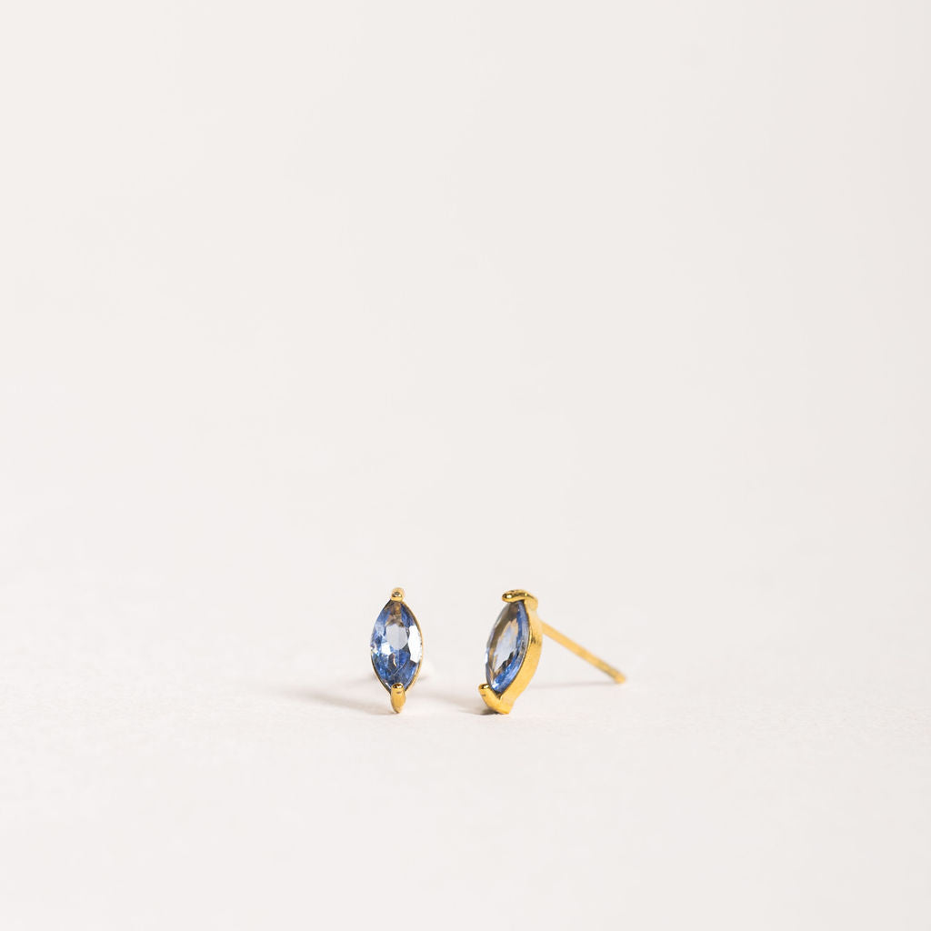 Waterproof "Imperméable” Bijou Birthstone Tiny Crystal Stud Earrings