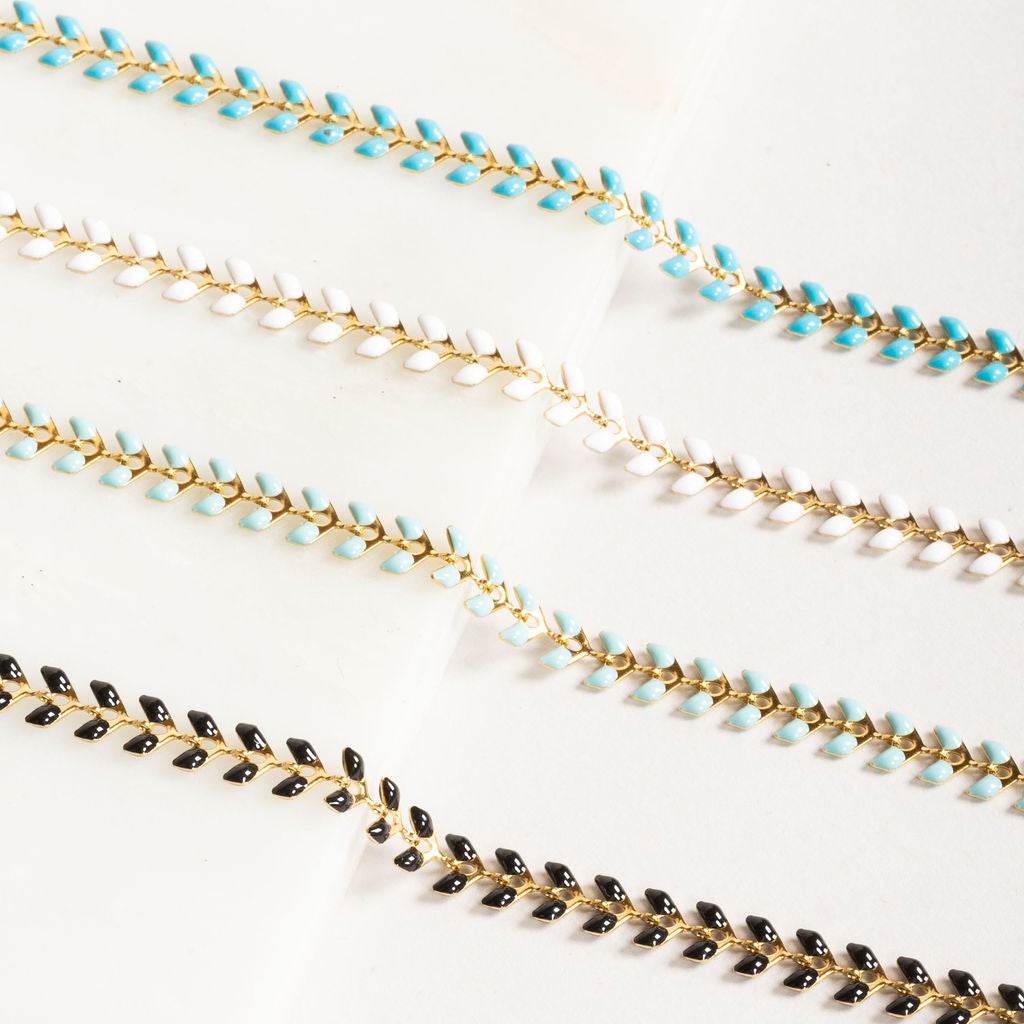 Waterproof "Imperméable" Elara White Enamel Chevron Necklace