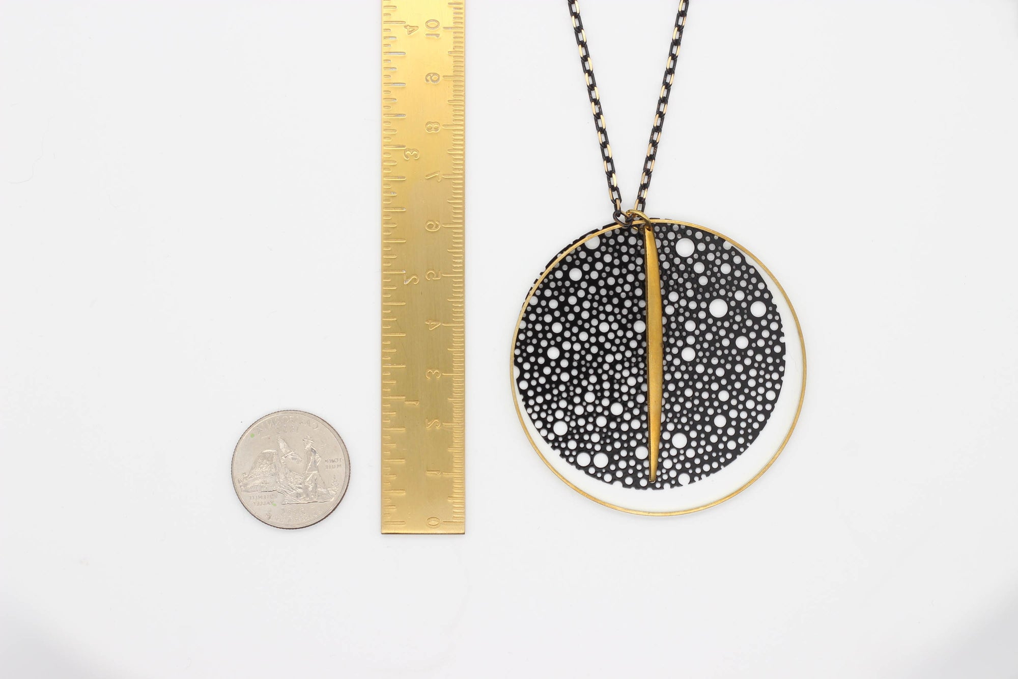 "Le Motif" Honeycomb Necklace Black and Brass
