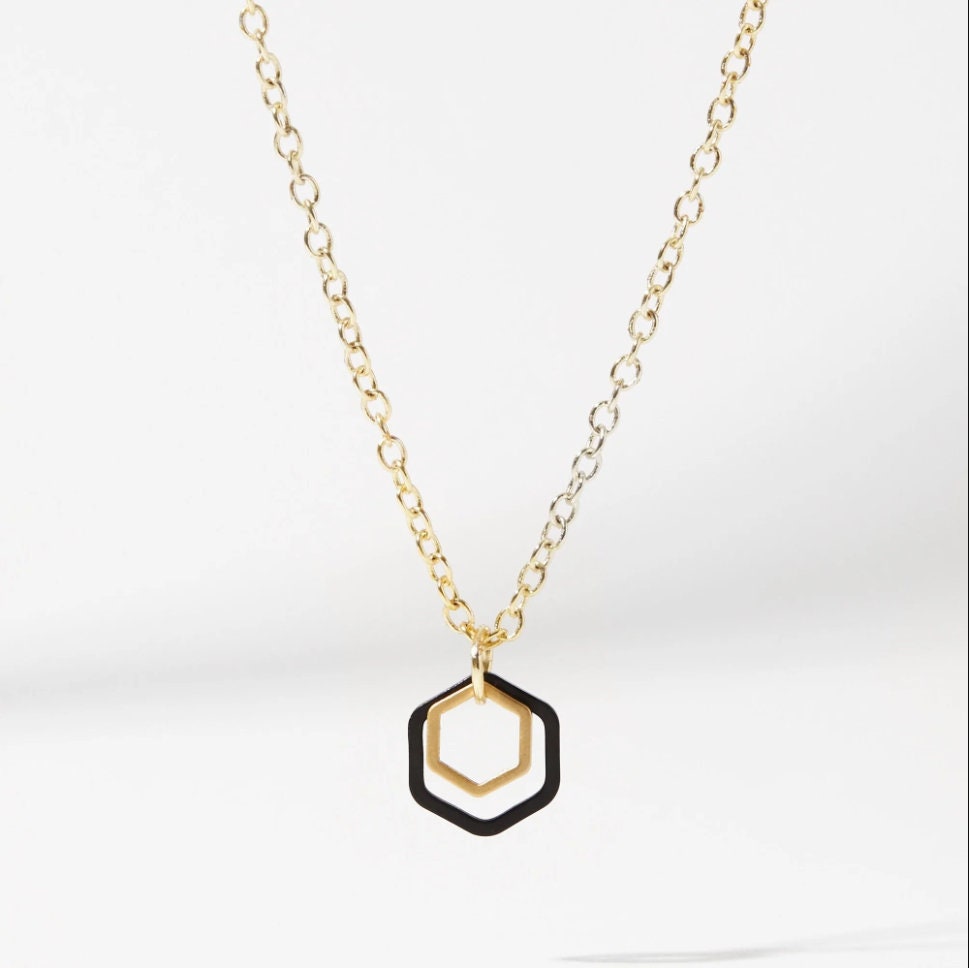"Le Contour" Mini Hexagon Gold Necklace Bundle | Gift exchange