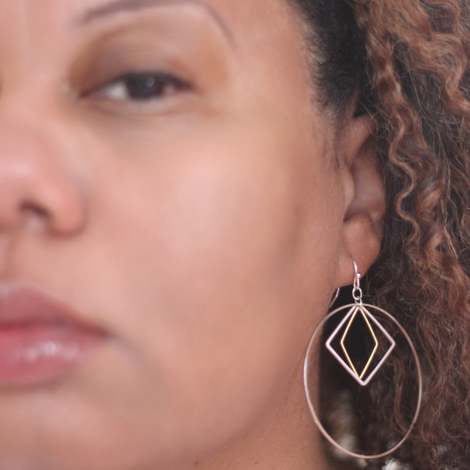 "Le Contour" Large Luxe Hoops in Matte Gold & Silver
